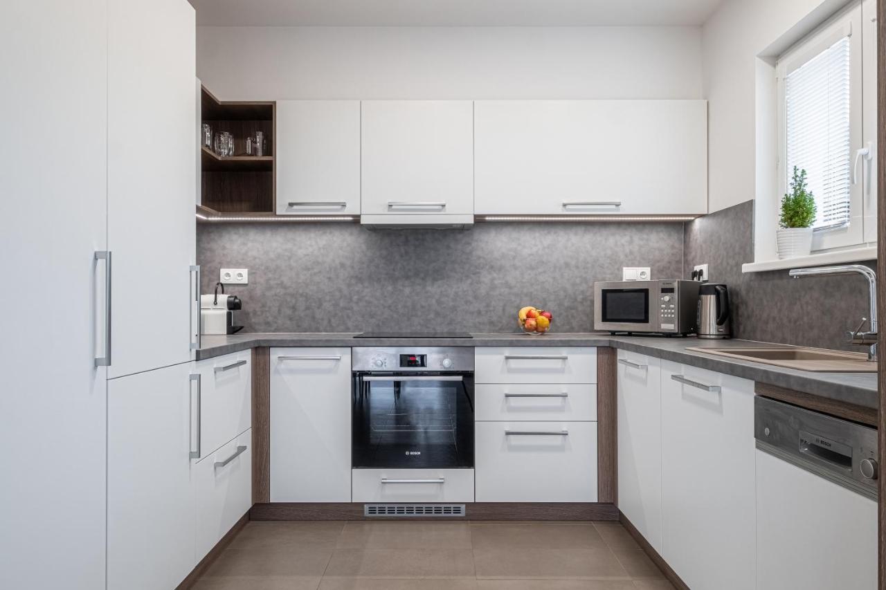 Apartmany Zabukem Mlynicky Dvur エクステリア 写真
